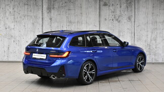 BMW Serii 3, 330