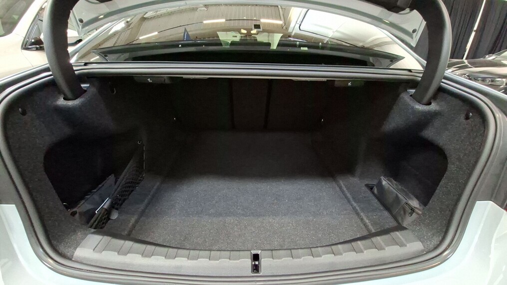 BMW Serii 3, 340