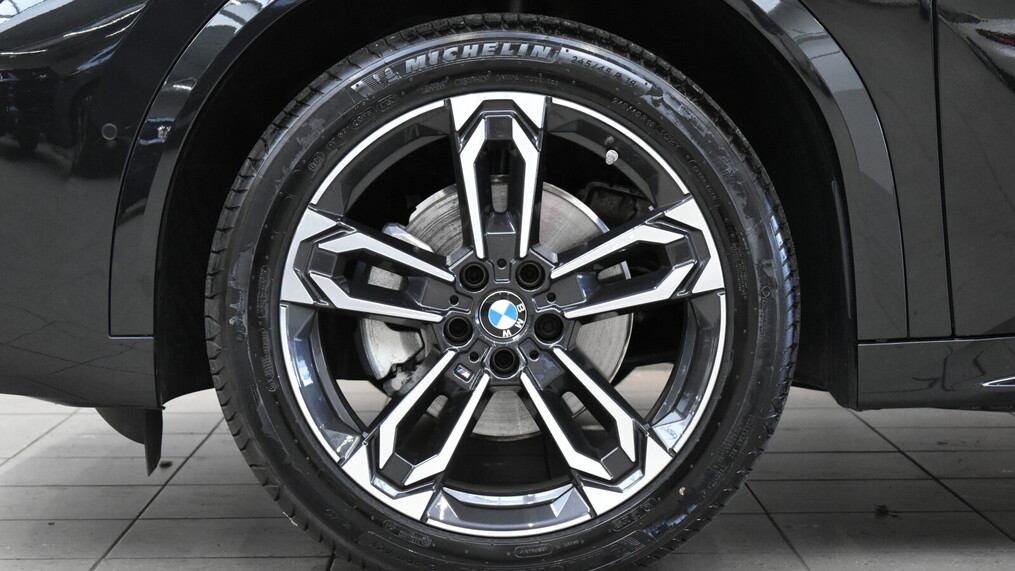 BMW iX2