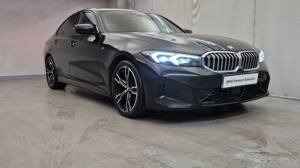 BMW Serii 3, 320