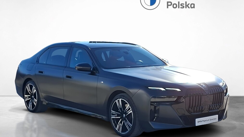 BMW Serii 7, 740