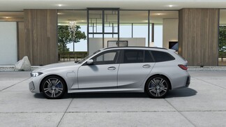 BMW Serii 3, 330
