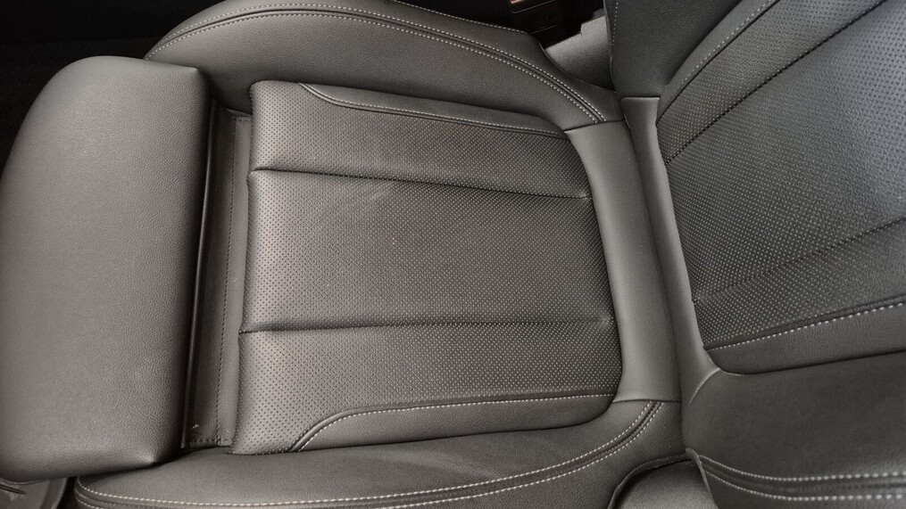 BMW Serii 3, 320