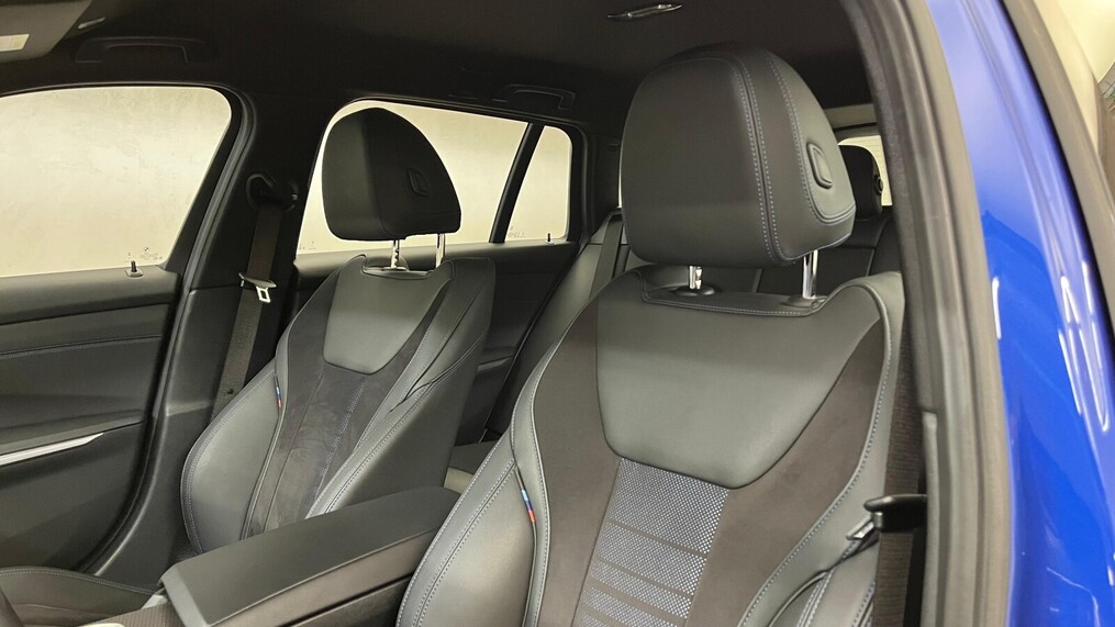 BMW Serii 3, 320