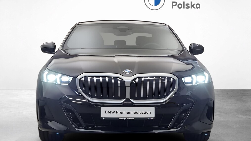 BMW Serii 5, 520