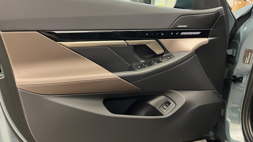 BMW Serii 5, 520
