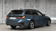 BMW Serii 3, 320