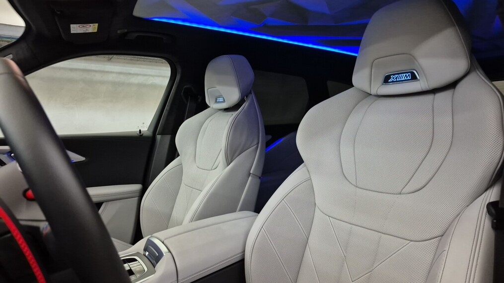 BMW XM