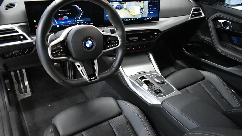 BMW Serii 2, 240