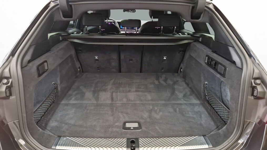 BMW Serii 5, 520