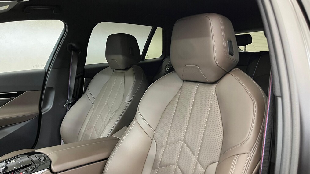 BMW Serii 5, 520
