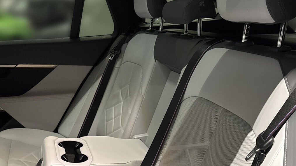 BMW Serii 5, 520