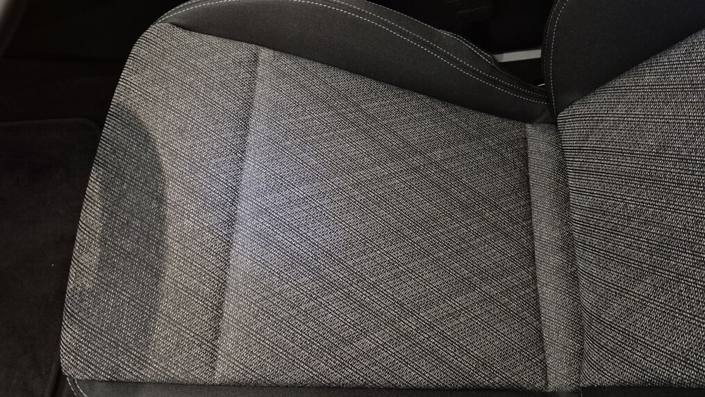 BMW Serii 2, 220