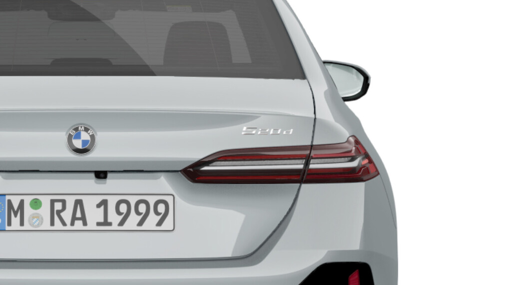 BMW Serii 5, 520