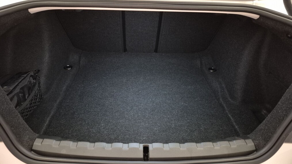 BMW Serii 2, 220