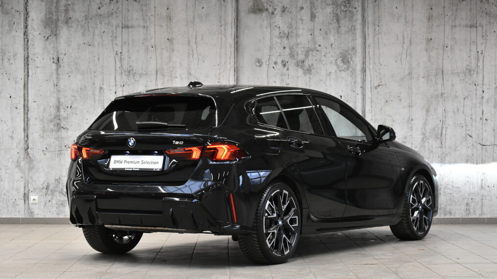 BMW Serii 1, 120