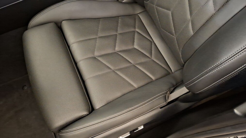BMW Serii 5, 520