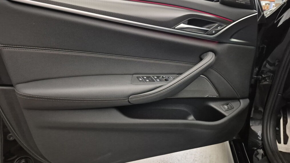 BMW Serii 5, 540