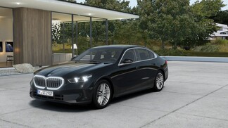 BMW Serii 5, 520