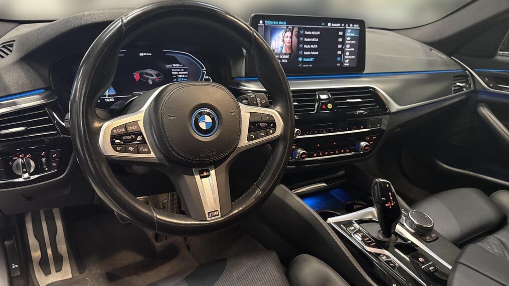 BMW Serii 5, 530