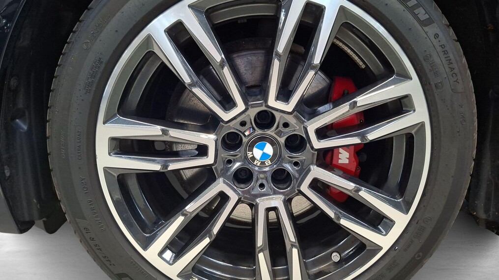 BMW Serii 5, 520