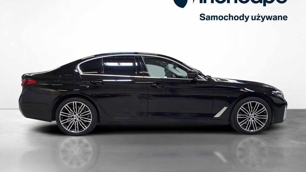 BMW Serii 5, 520