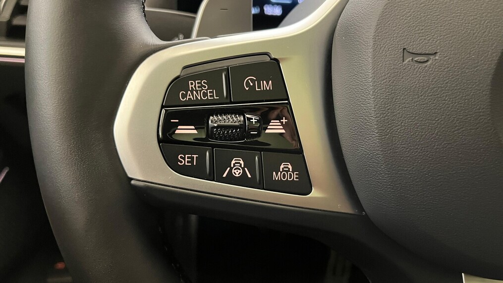 BMW Serii 3, 320