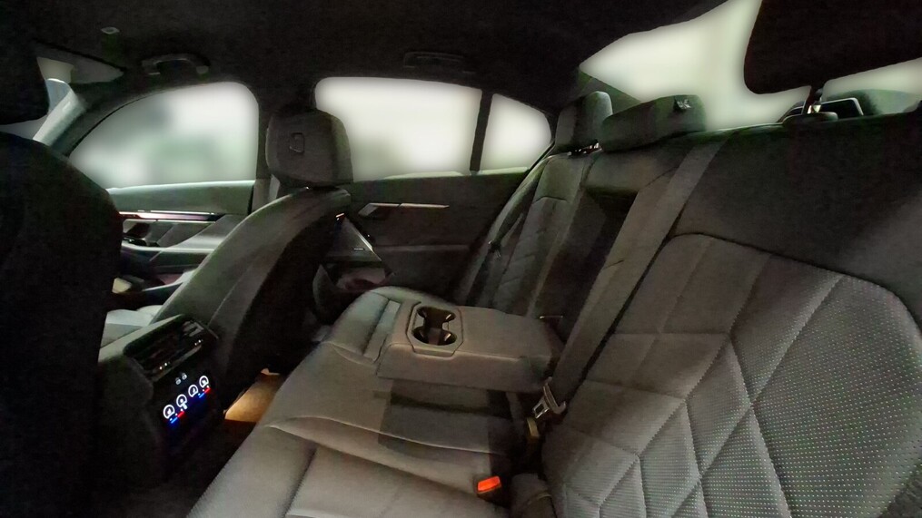 BMW Serii 5, 520