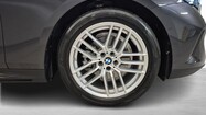 BMW Serii 5, 520