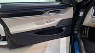 BMW Serii 7, 740
