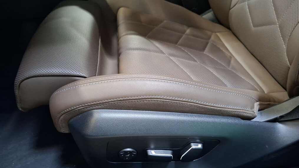 BMW Serii 5, 520