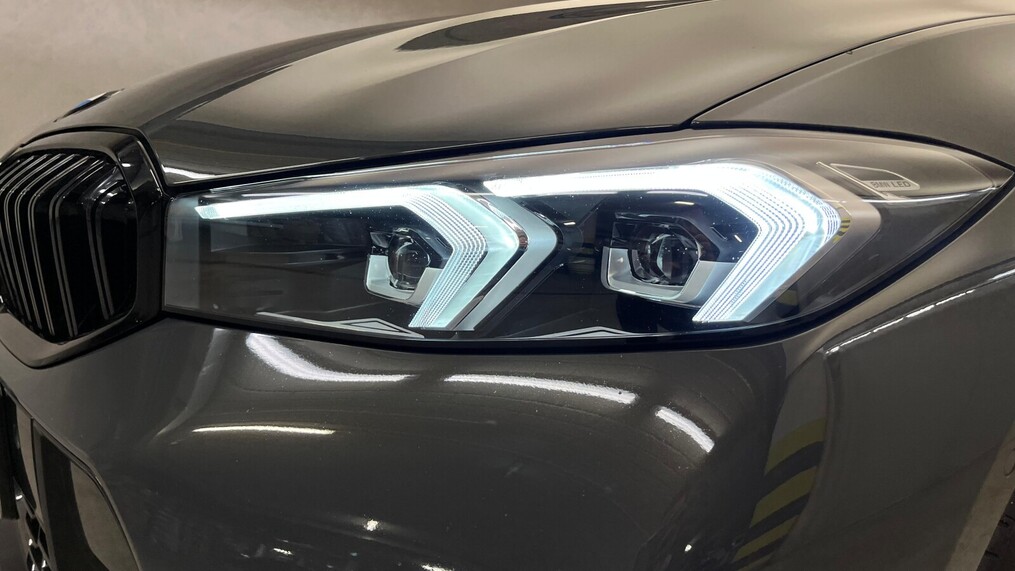 BMW Serii 3, 320