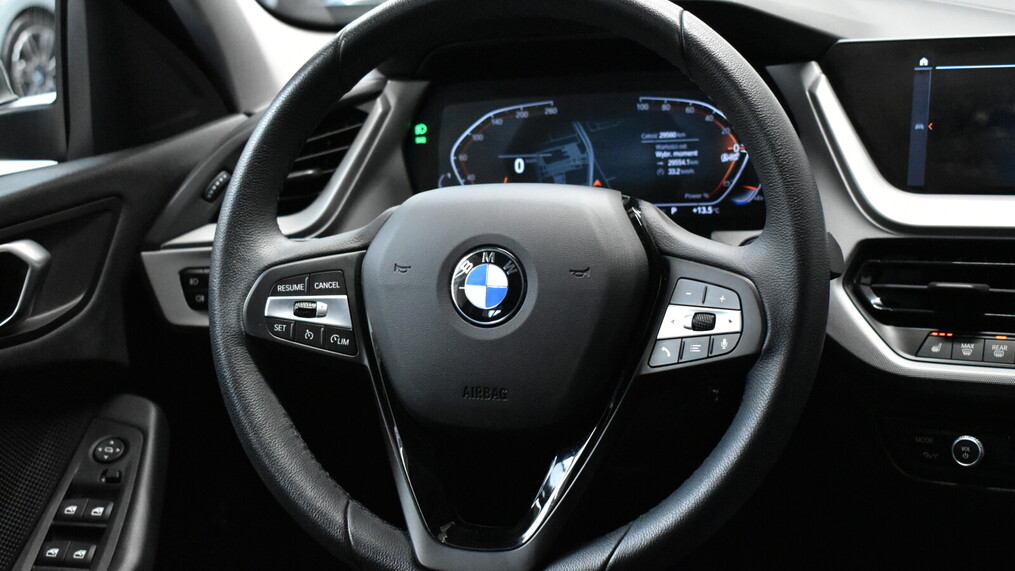 BMW Serii 1, 118