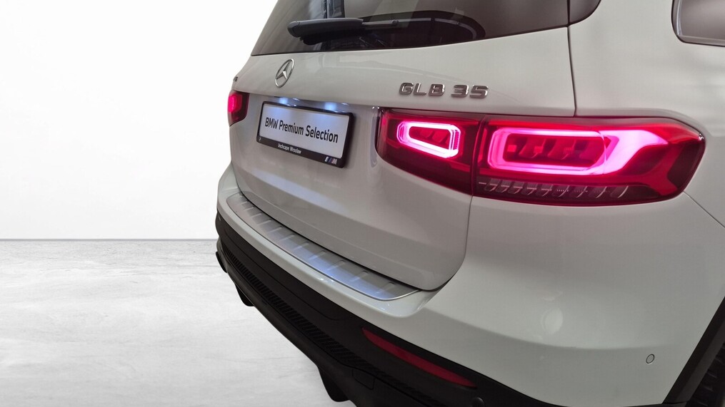 Mercedes-Benz GLB AMG 35