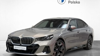 BMW Serii 5, 520
