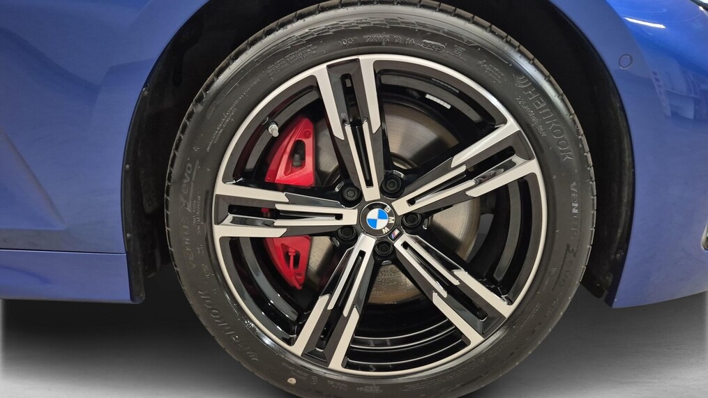 BMW Serii 3, 320