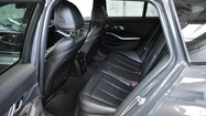 BMW Serii 3, 330