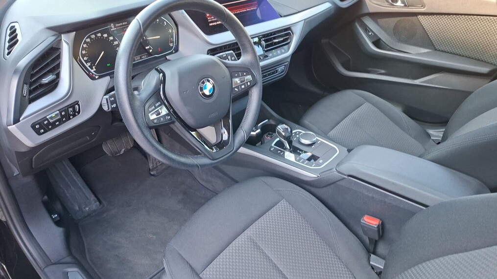 BMW Serii 1, 118