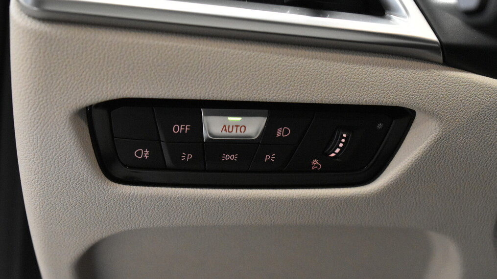 BMW Serii 3, 340