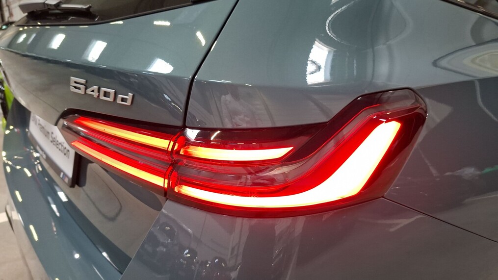 BMW Serii 5, 540