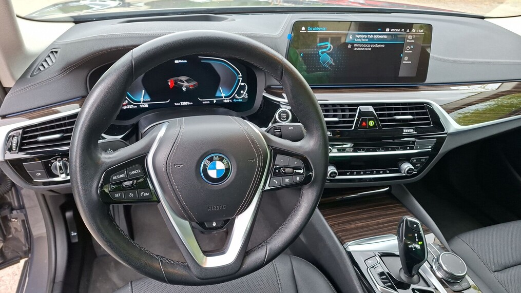 BMW Serii 5, 530