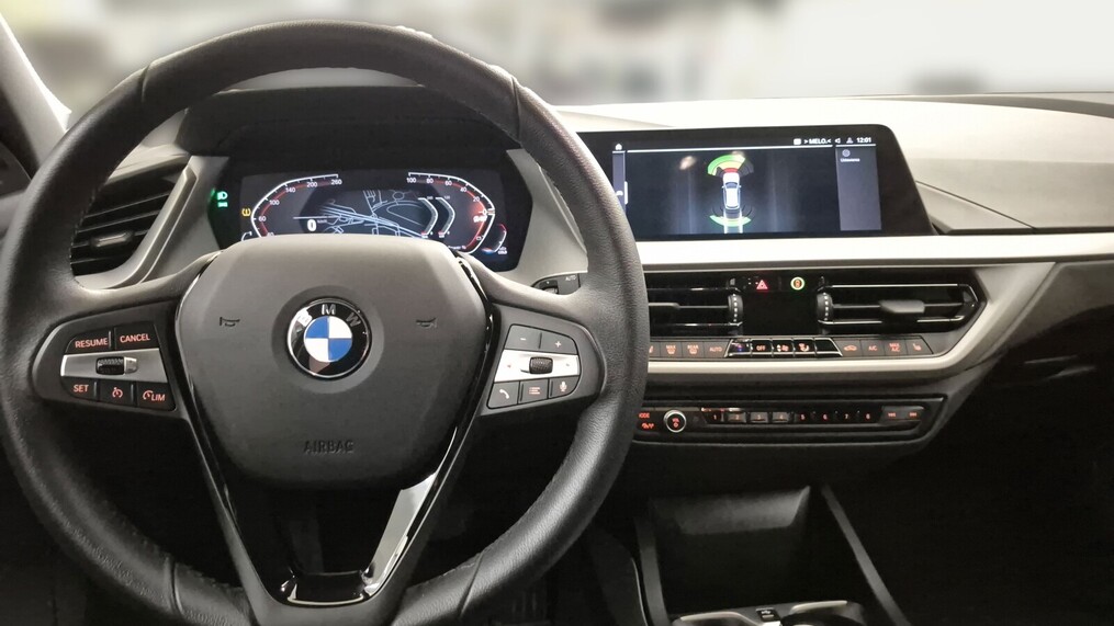 BMW Serii 1, 118