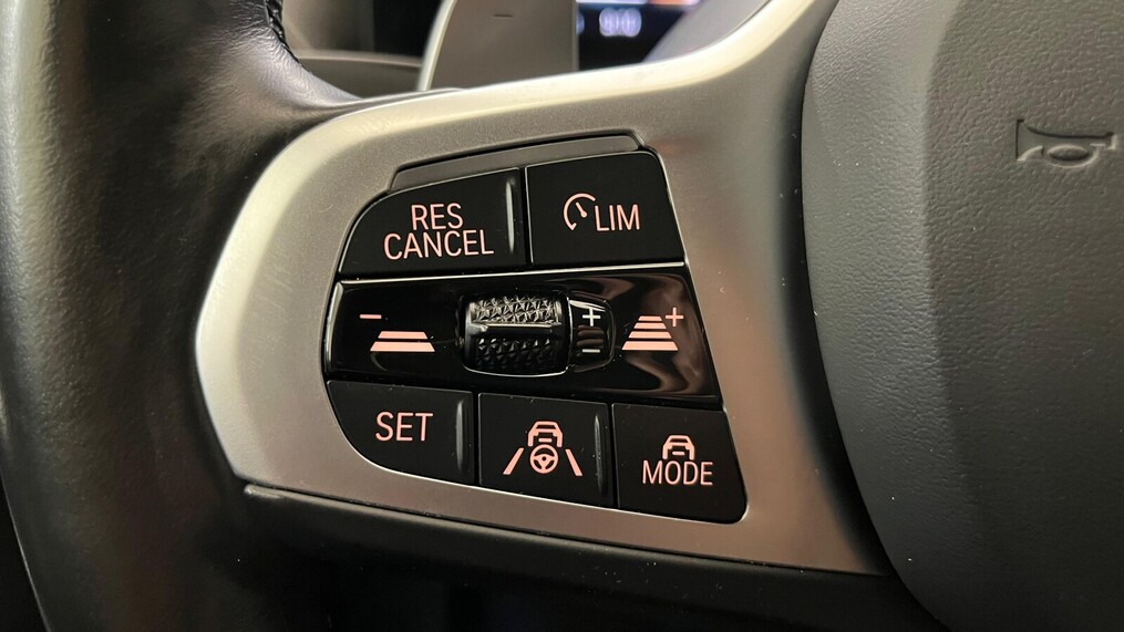 BMW Serii 3, 320