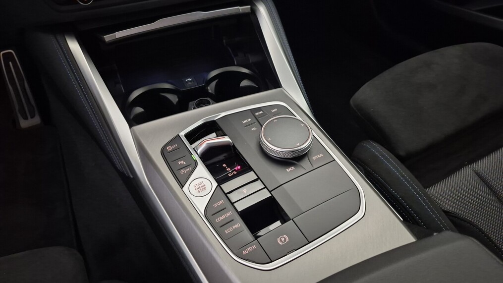 BMW Serii 2, 220