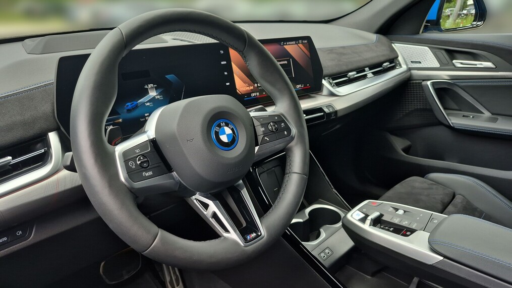 BMW iX2