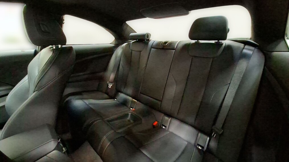BMW Serii 2, 230