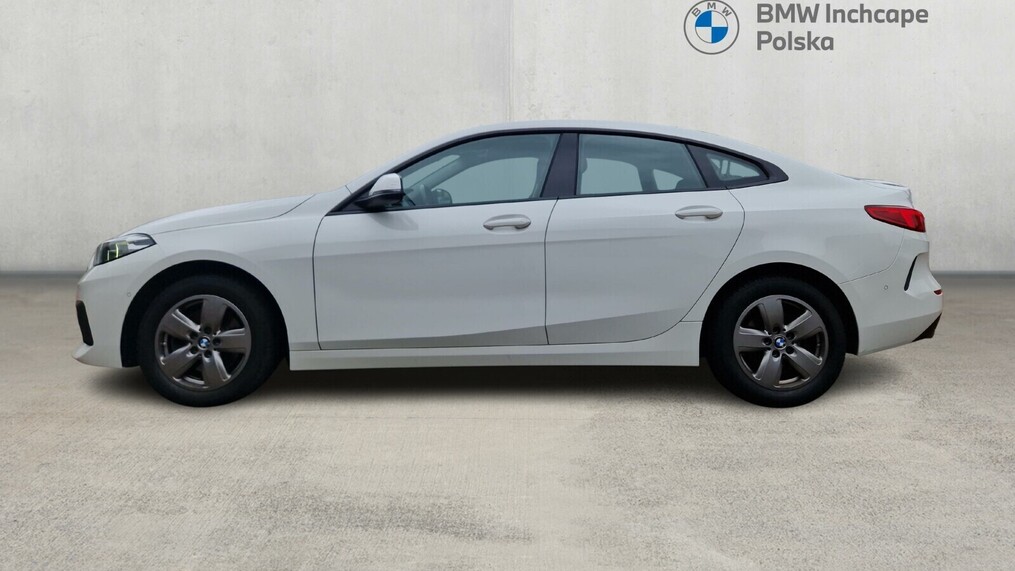 BMW Serii 2, 218