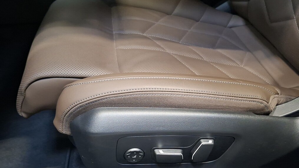 BMW Serii 5, 520