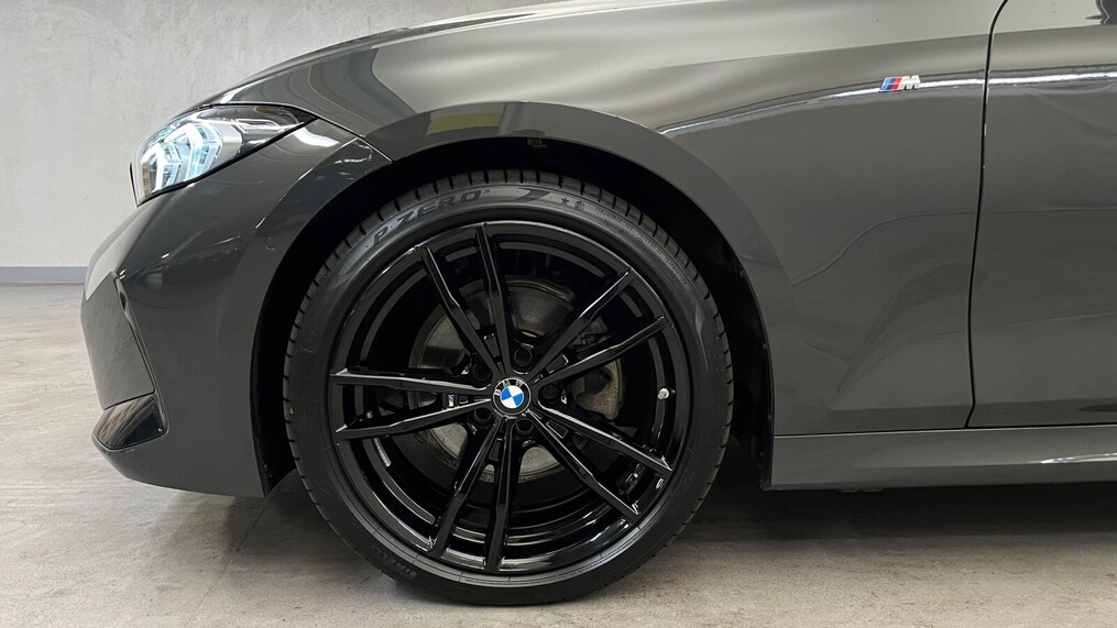 BMW Serii 3, 320
