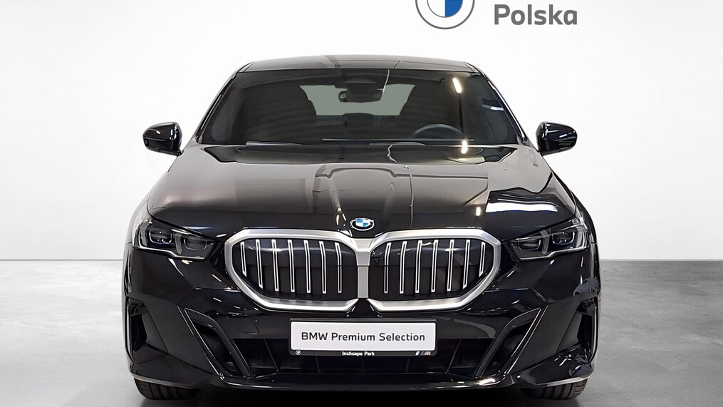 BMW Serii 5, 520
